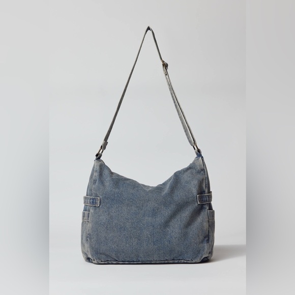 Urban Outfitters BDG Oversized Denim Pocket Bag in Light Blue - Picture 5 of 6